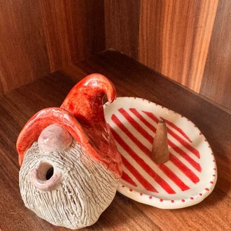 Dekoratif gnome tütsülük