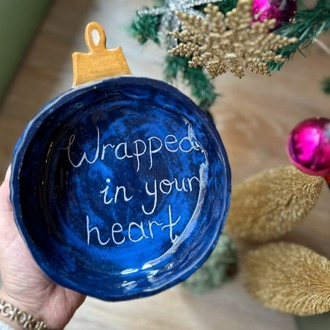 Yılbaşı Konseptli El Yapımı Kase | “Wrapped in Your Heart” | Atölye Gypsy