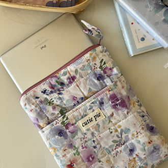 Mor Çiçekli iPad Kılıfı