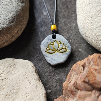 Lotus Kolye