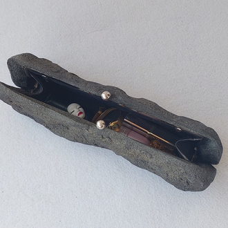 PURSE ( stone like)