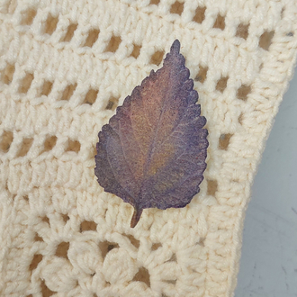 LEAF pin