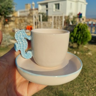 MaviDeniz Atı Kulplu Türk Kahvesi Fincanı ve Tabağı - 80 ml