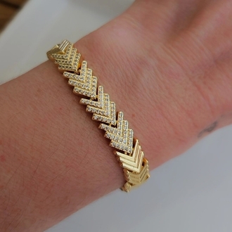 Özel Seri V Model Taşlı 14K Bileklik
