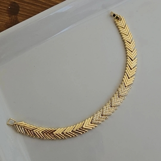 Özel Seri V Model Taşlı 14K Bileklik
