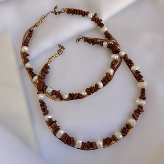 Ozy Rose Choker