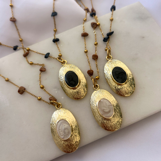 Maelis Necklace (Black)