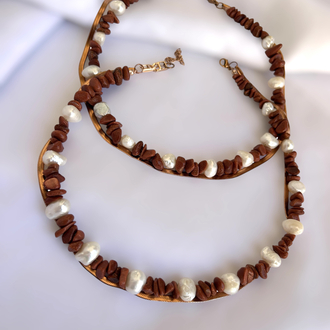 Ozy Rose Choker