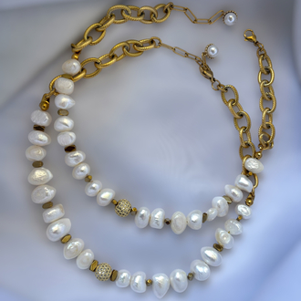 Porto pearl choker