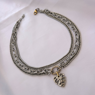 Amora Leaf Necklace