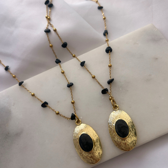 Maelis Necklace (Black)