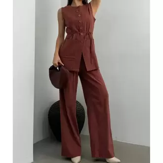 düğmeli kuşaklı keten takım bordo