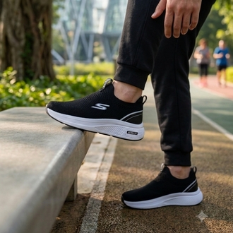 SKECHERS ERKEK TRİKO KUMAŞ İTHAL SPOR AYAKKABI 