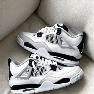 Nike Air Jordon 4 Millitary Black