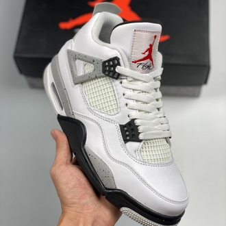 Jordon 4 Retro white black