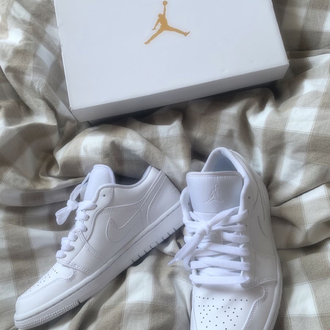 Nike Air Jordon 1 Low White