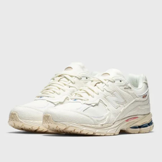 New Balance 2002r white