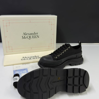 Alexander McQueen Tread Slick Low Lace Up Black Unisex (Premium)