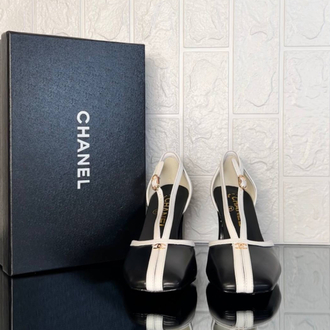 Chanel Lambskin & Patent Calfskin Siyah Beyaz Topuklu (İthal)