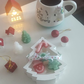 Yılbaşı Ağacı Şeklinde El Yapımı Dekoratif Mum Tabağı-Kokulu Yılbaşı Mum Seti