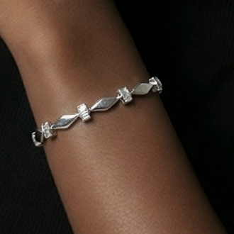 Crystal Motion Silver Bileklik