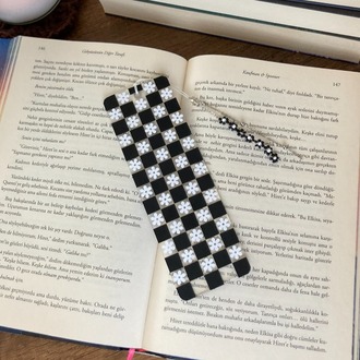 Damalı Çiçek Kitap Ayracı