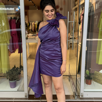 Fiyonk Detaylı Mini Modern Abiye