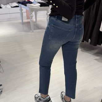 Açık Mavi Kesik Paça Boy Fit Jean