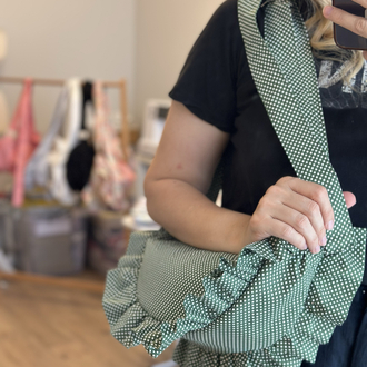 Yeşil puantiyeli moonbag