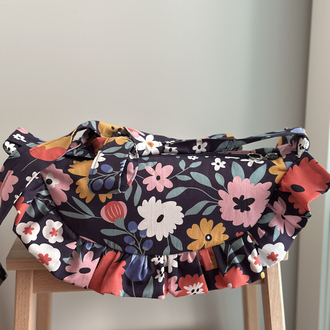 Çiçekli fırfırlı moonbag