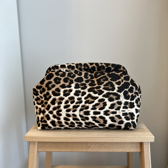 Leopar burslu çanta