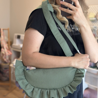 Yeşil puantiyeli moonbag