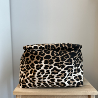 Leopar burslu çanta