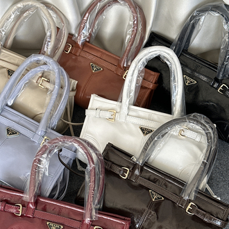 Prada Bonnie Medium Handbag Deri