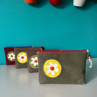 Papatya Nakışlı Kanvas Çanta