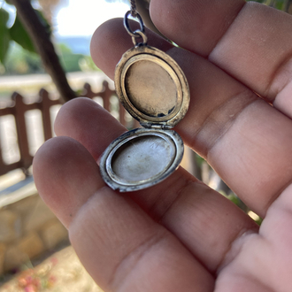 Mineli Gümüş Kolye Fotoğraflık