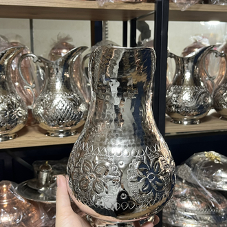 Çiçek Desenli Nikelli Bakır Sürahi