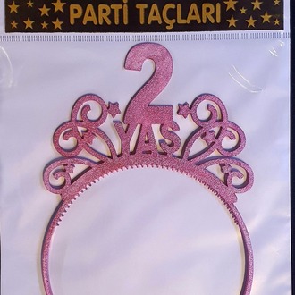 2 yaş tasarımlı pembe simli taç