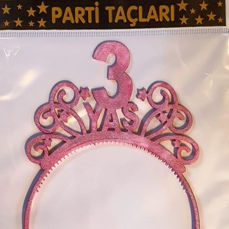 3 yaş tasarımlı pembe simli taç