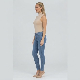 Premium Fit Dik Yaka Modal Kumaş Kolsuz Bej Body