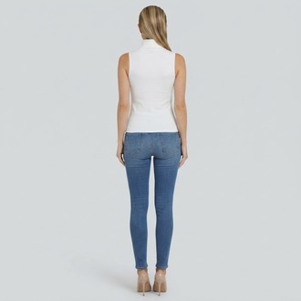 Premium Fit Dik Yaka Modal Kumaş Kolsuz Ekru Body