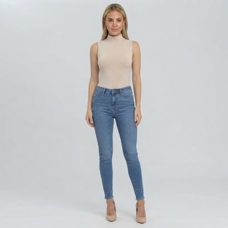Premium Fit Dik Yaka Modal Kumaş Kolsuz Bej Body