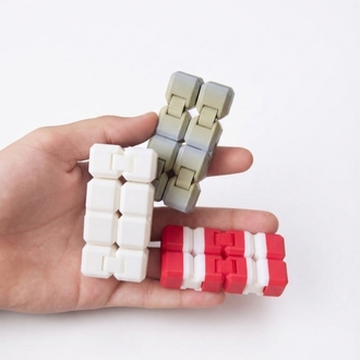 3D Baskı Sonsuz Küpe Fidget Stres Oyuncağı