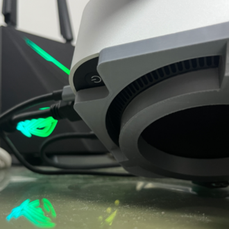 Mac Mini M4 Standı – Minimal, Güçlü ve Profesyonel Masaüstü Düzeni