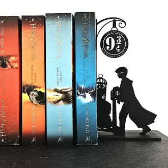 Harry Potter Temalı Kitap Tutucu – Dekoratif Kitaplık ve Raf Desteği