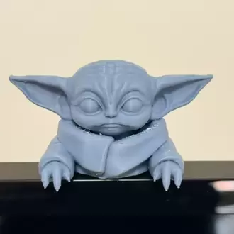 Grogu Temalı Monitör Dekoru – Ekran Üstü Dekoratif Figür