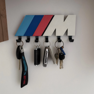 BMW M Tasarımlı Duvar Tipi Anahtar Askılığı – 6 Kancalı Dekoratif Organizer