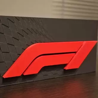 F1 Temalı Çok Bölmeli Masaüstü Kalemlik – Formula Yarış Dekorlu Organizer