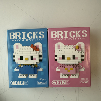 Mavi ve Pembe Hello Kitty Lego