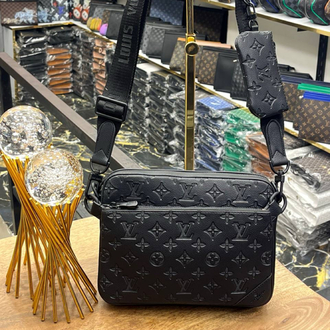 Louis Vuitton Trio Messenger